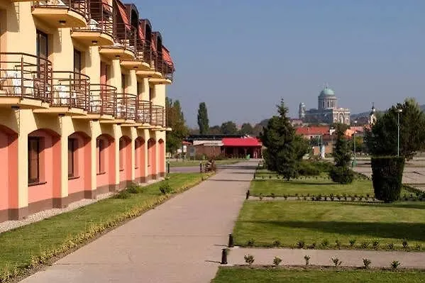 Wellness Thermal Szálloda Štúrovo